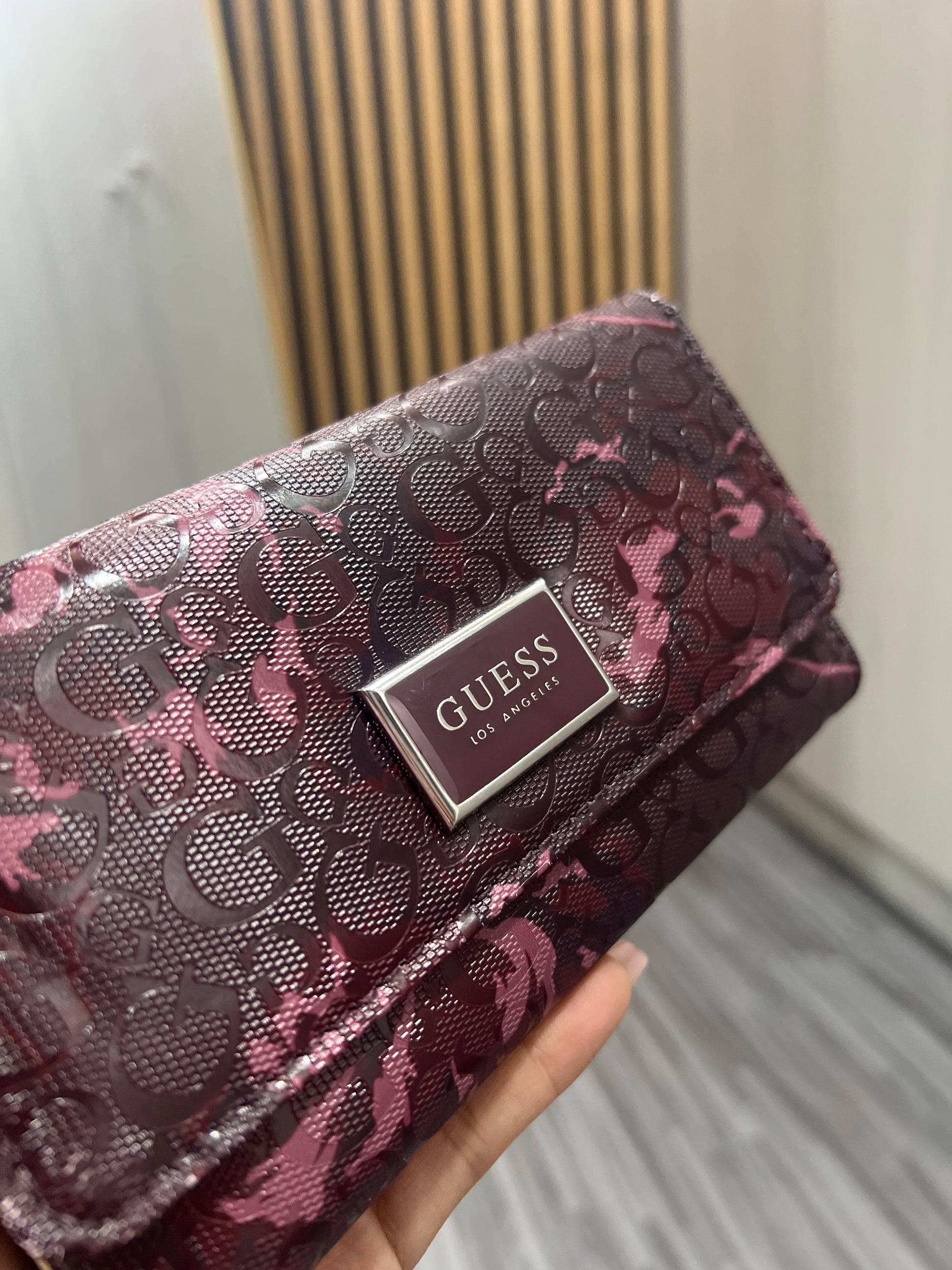 Billetera Guess