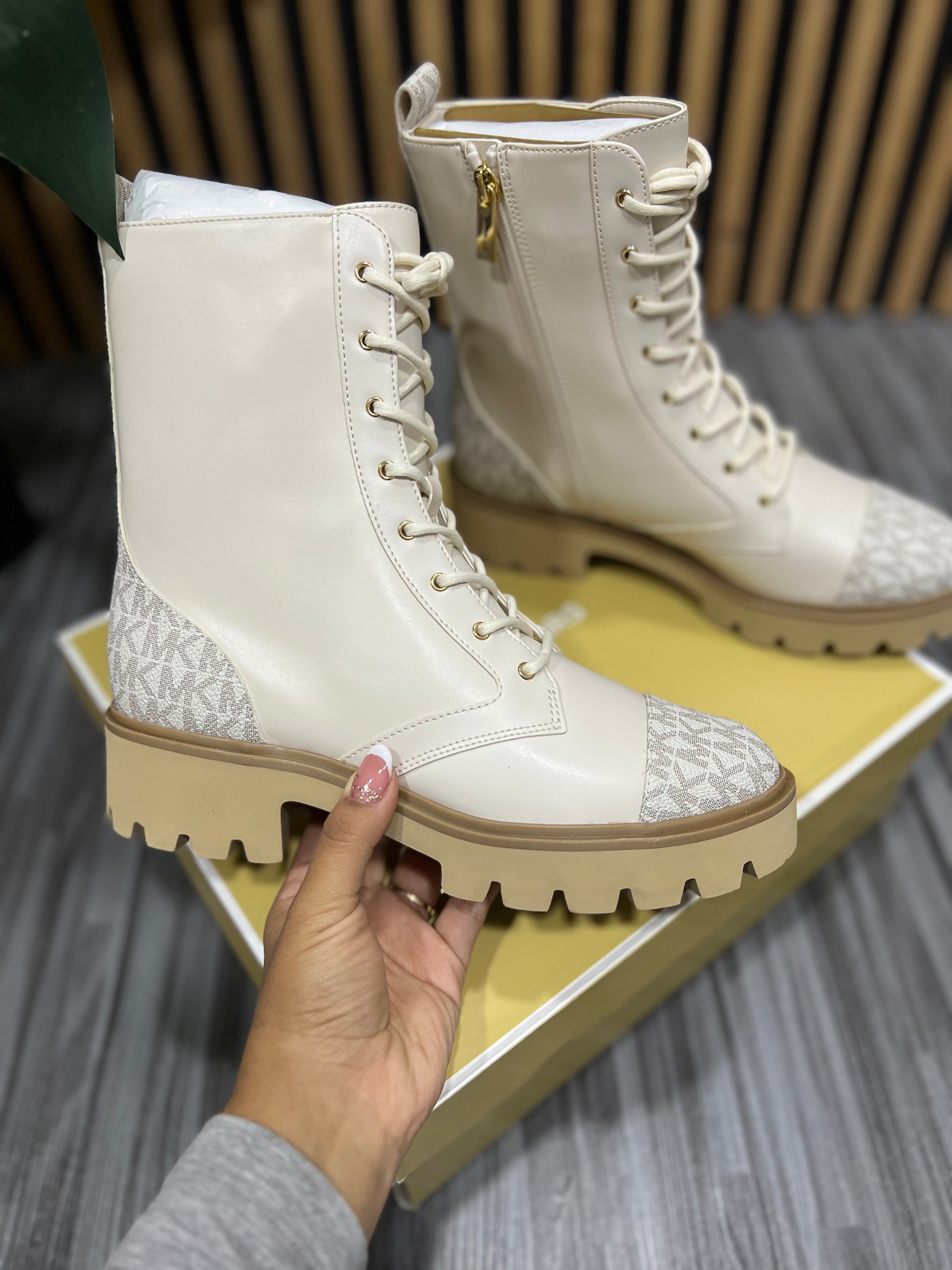 Botín Michael Kors