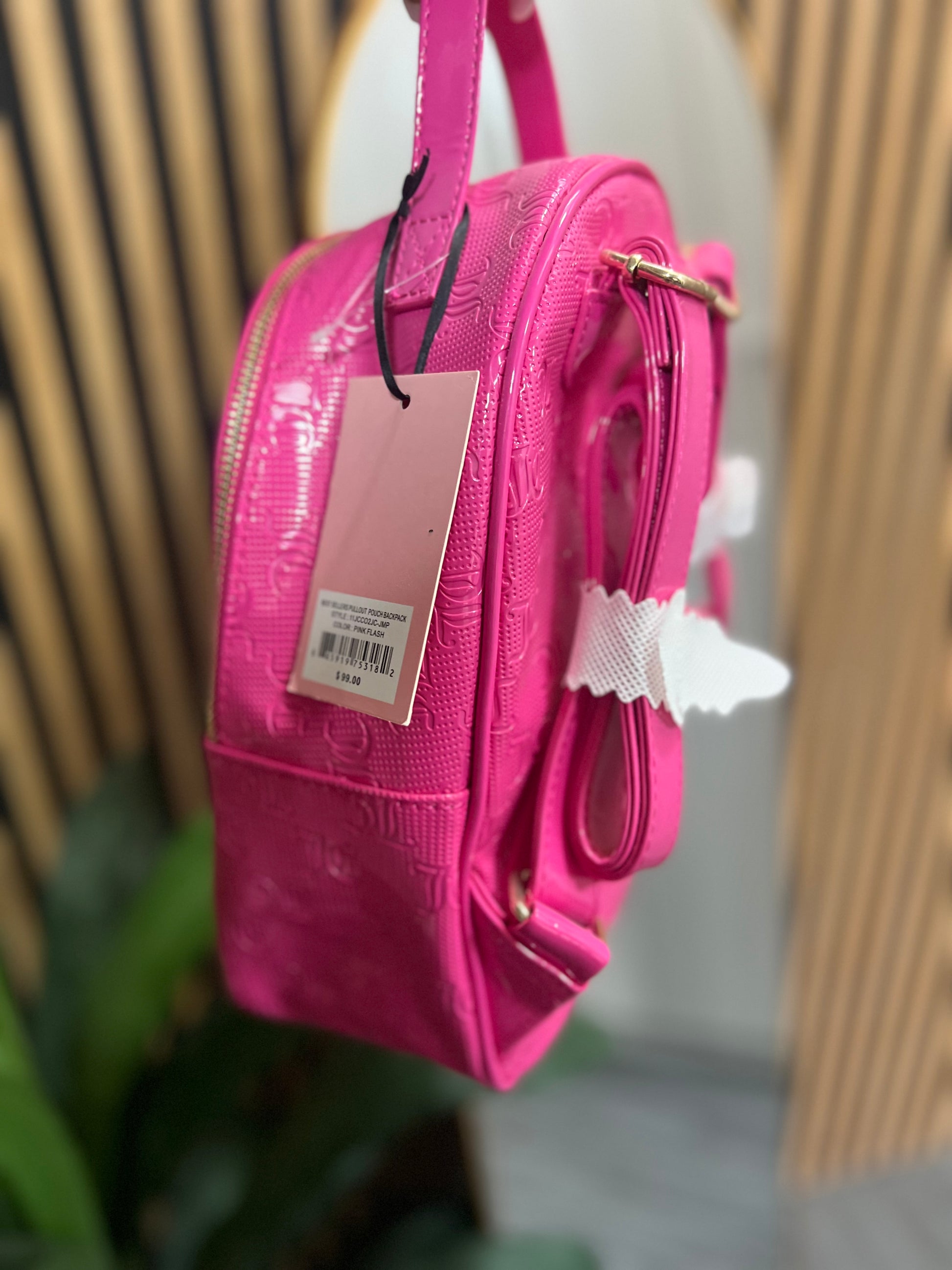 Mochila + sobre Juicy couture