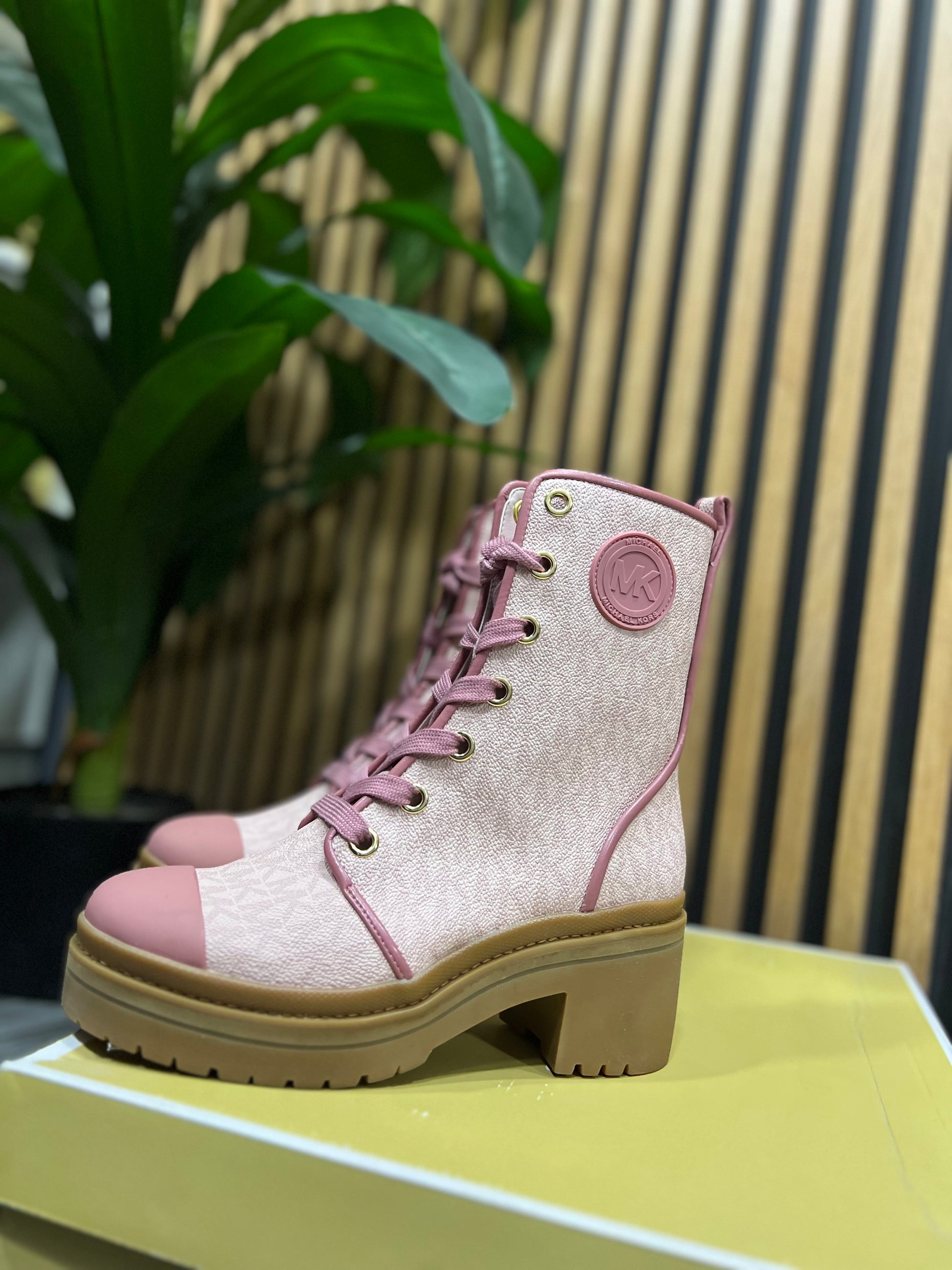 Botín Michael Kors