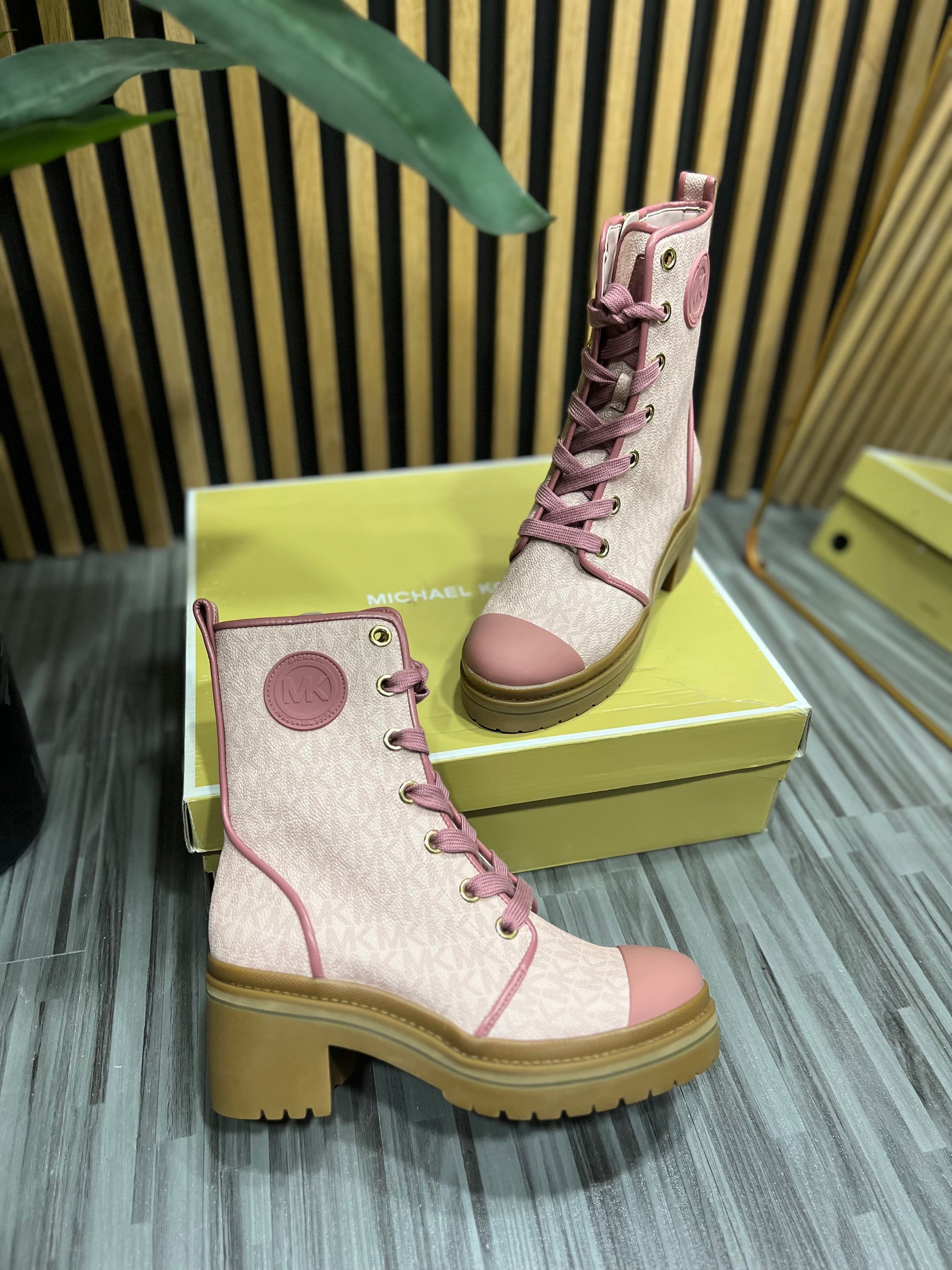 Botín Michael Kors