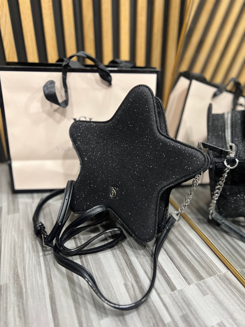 Crossbody Victoria’s Secret