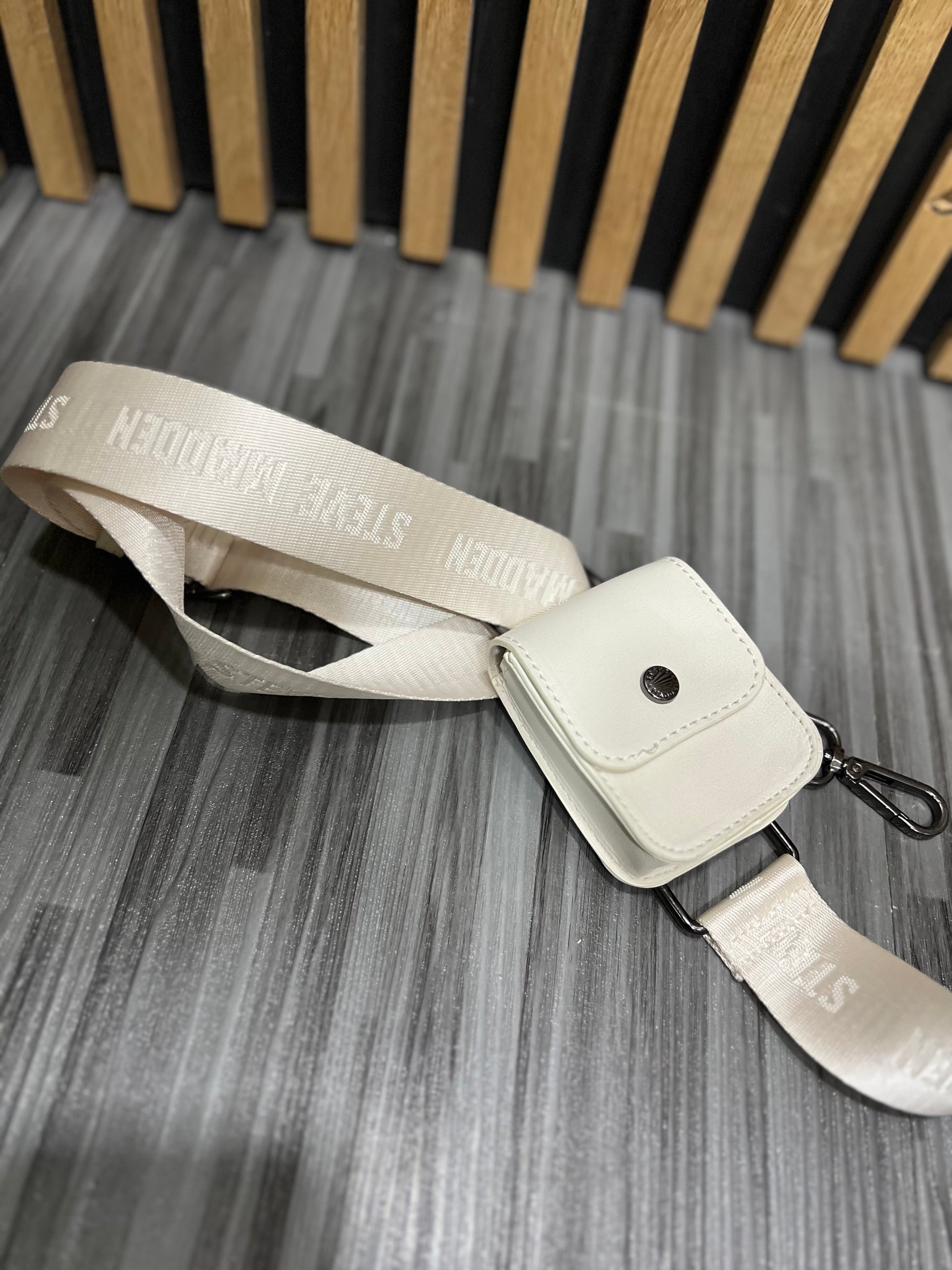 Crossbody/ cartera Steve Madden