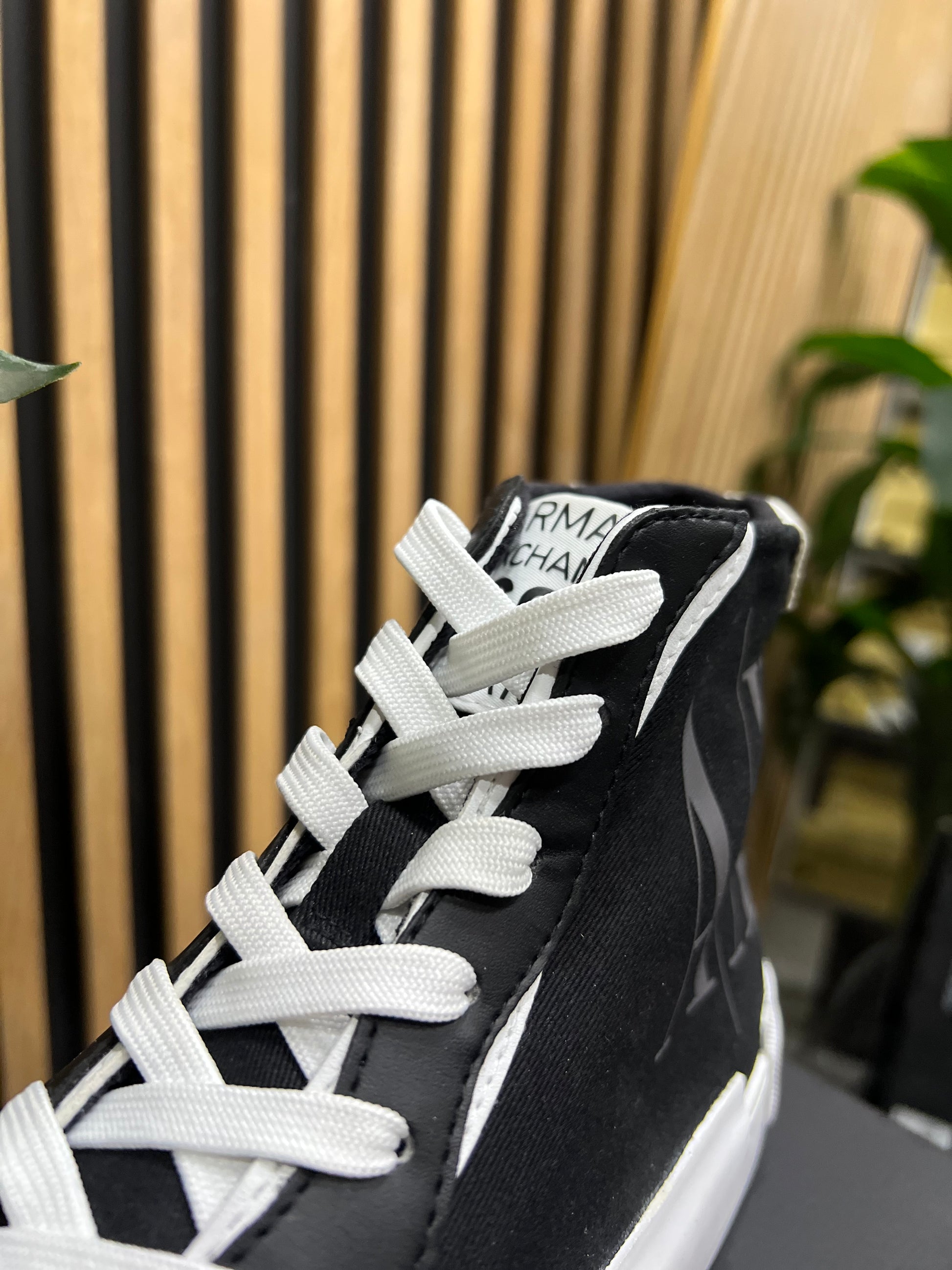 Zapatilla Armani Exchange Icon